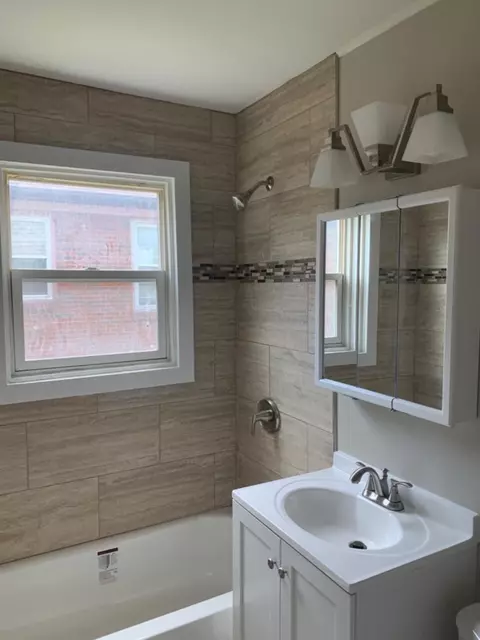 368 Calhoun St, Gary, IN 46406 photo 8