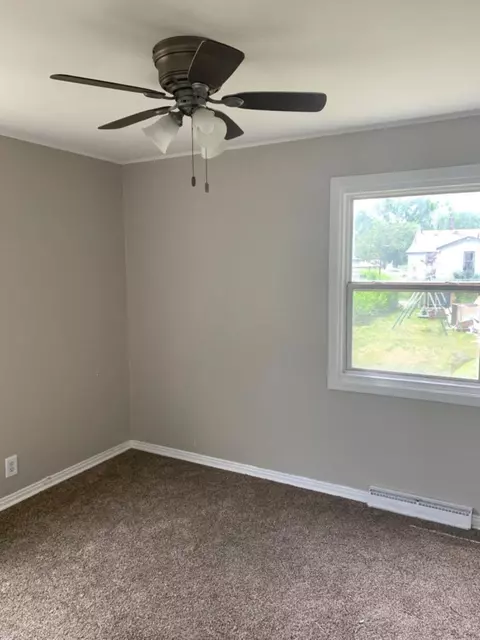 368 Calhoun St, Gary, IN 46406 photo 6