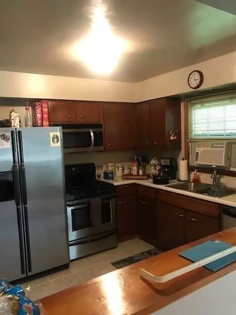 1881 Samuelson Rd, Portage, IN 46368 photo 3