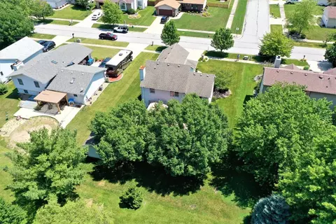 8792 Hamlin Pl, Crown Point, IN 46307 photo 34