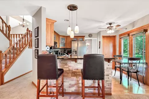 8792 Hamlin Pl, Crown Point, IN 46307 photo 12