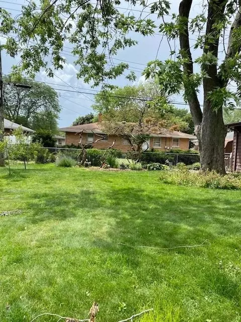 212 Sunset Ln, Munster, IN 46321 photo 4