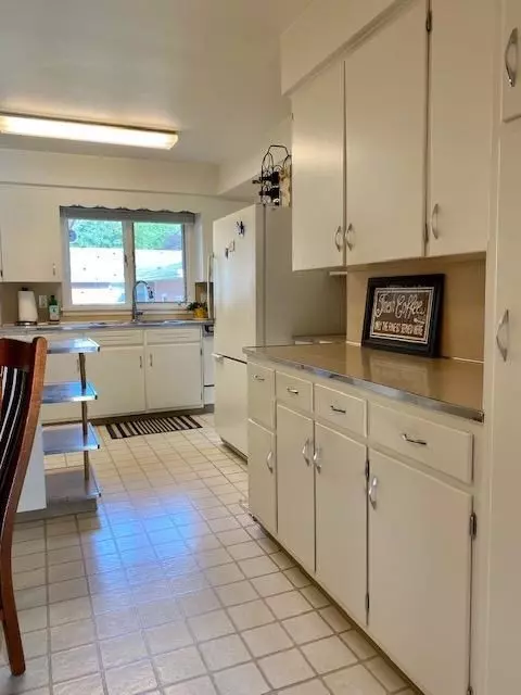 212 Sunset Ln, Munster, IN 46321 photo 15