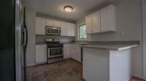 1248 Stanley St, Burns Harbor, IN 46304 photo 6