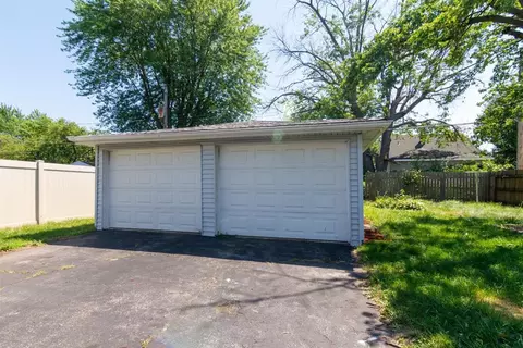 8337 Kooy Dr, Munster, IN 46321 photo 10