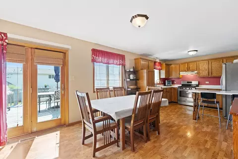 8761 Hamlin Pl, Crown Point, IN 46307 photo 5