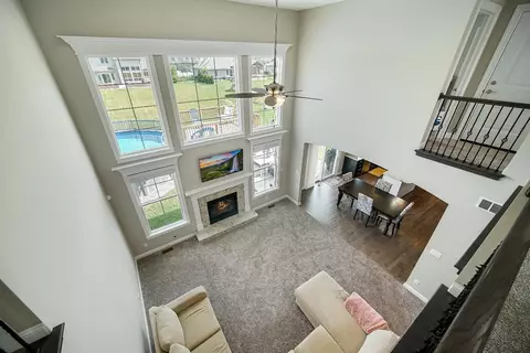 9026 W 97th Pl, Saint John, IN 46373 photo 4