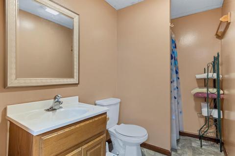 622 N Forest Ave, Griffith, IN 46319 photo 22
