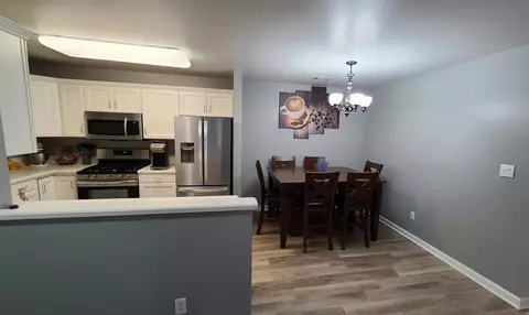2629 Georgetowne Dr #B1, Highland, IN 46322 photo 5