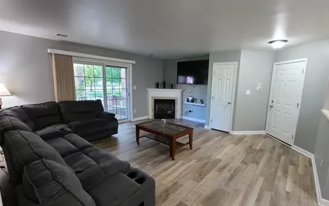 2629 Georgetowne Dr #B1, Highland, IN 46322 photo 3