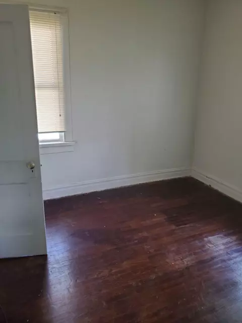 332 Johnson St, Gary, IN 46402 photo 6