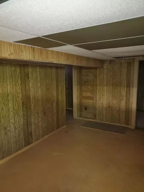 332 Johnson St, Gary, IN 46402 photo 8