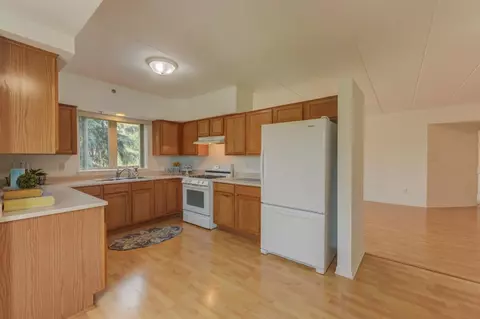 8445 Manor Ave #202, Munster, IN 46321 photo 5