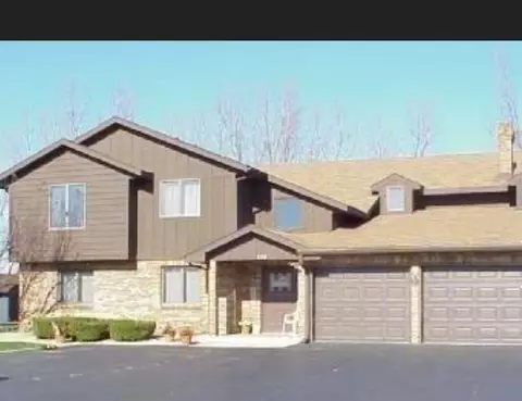 1315 Brookside Dr #B, Munster, IN 46321 photo 1