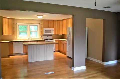 806 Johnson St, Porter, IN 46304 photo 7