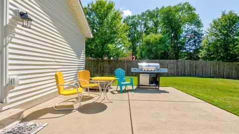 298 Dawn Dr, Valparaiso, IN 46385 photo 49