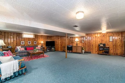 8207 Howard Ave, Munster, IN 46321 photo 17