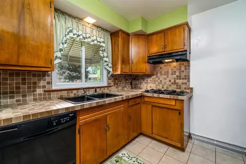 8207 Howard Ave, Munster, IN 46321 photo 6