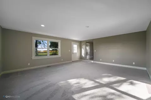 648 Eagle Lake Rd, Beecher, IL 60401 photo 5