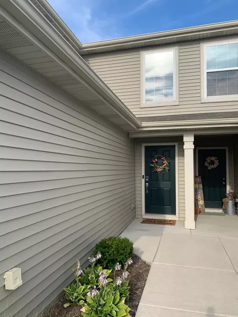11167 Vermont Cir, Crown Point, IN 46307 photo 3