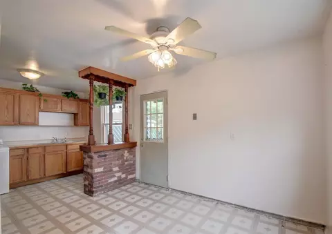 7724 Walnut Ave, Hammond, IN 46324 photo 8