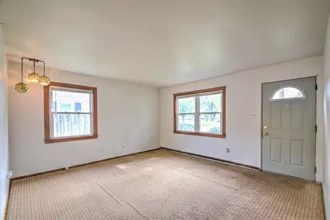 7724 Walnut Ave, Hammond, IN 46324 photo 6