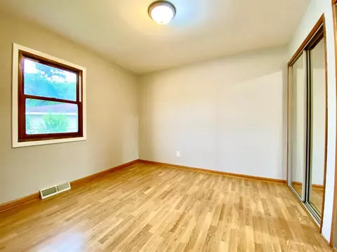 6313 Parrish Ave, Hammond, IN 46323 photo 6