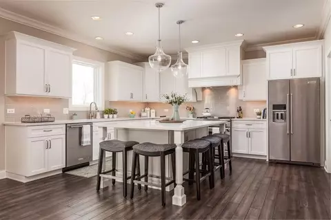 10438 Linden Cv, Saint John, IN 46373 photo 6