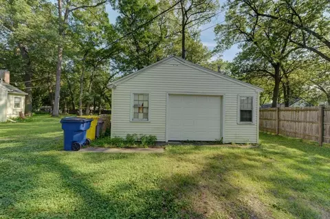 1019 Elm St, Griffith, IN 46319 photo 5