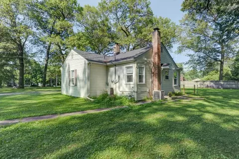 1019 Elm St, Griffith, IN 46319 photo 3