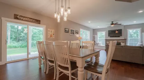 1007 S 150, Kouts, IN 46347 photo 14