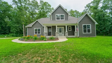 1007 S 150, Kouts, IN 46347 photo 1