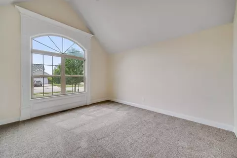 10319 Nicklaus St, Crown Point, IN 46307 photo 14