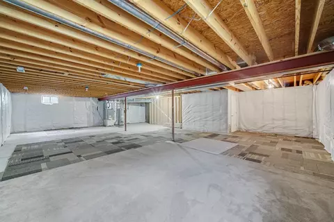 10319 Nicklaus St, Crown Point, IN 46307 photo 23