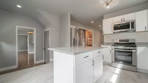 215 W 46th Ave, Gary, IN 46408 photo 9