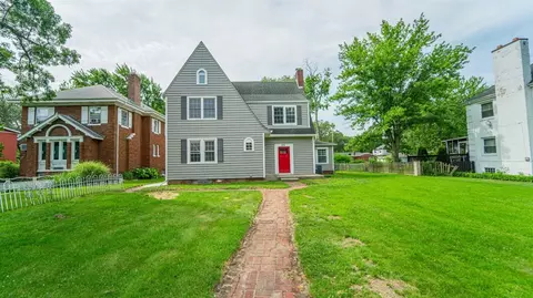 215 W 46th Ave, Gary, IN 46408 photo 3