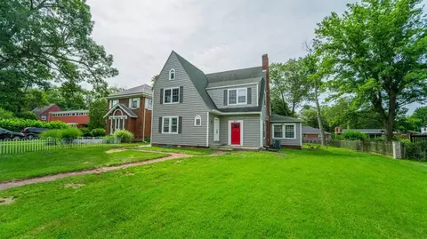 215 W 46th Ave, Gary, IN 46408 photo 2