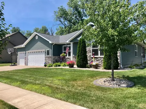 2920 Pinehurst Ave, Chesterton, IN 46304 photo 2