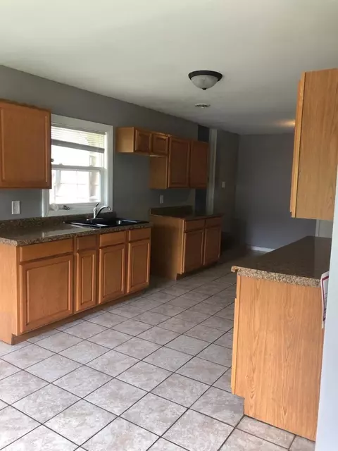 2670 Crest Rd, Gary, IN 46408 photo 8