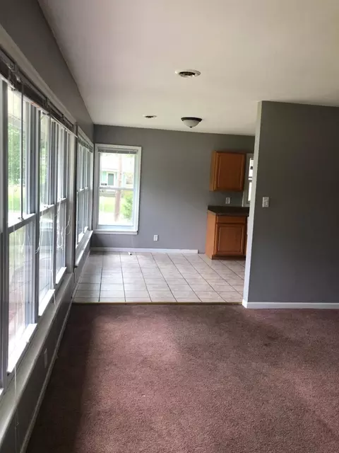 2670 Crest Rd, Gary, IN 46408 photo 7