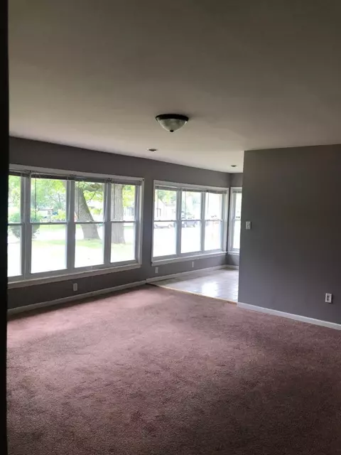 2670 Crest Rd, Gary, IN 46408 photo 6