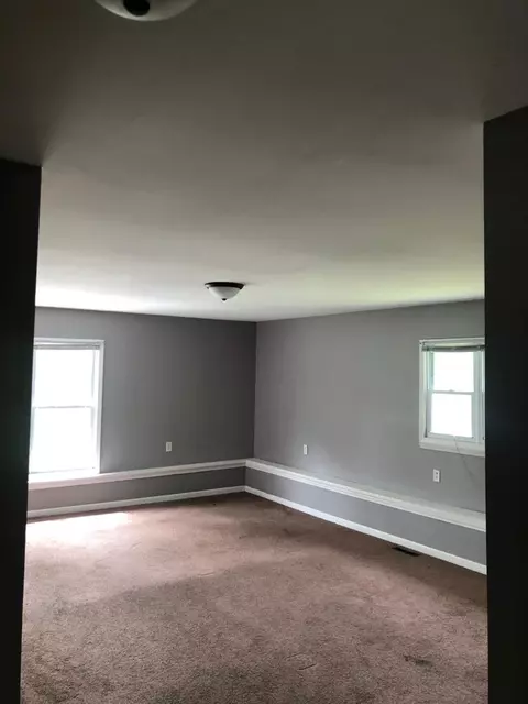 2670 Crest Rd, Gary, IN 46408 photo 10