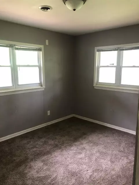 2670 Crest Rd, Gary, IN 46408 photo 13
