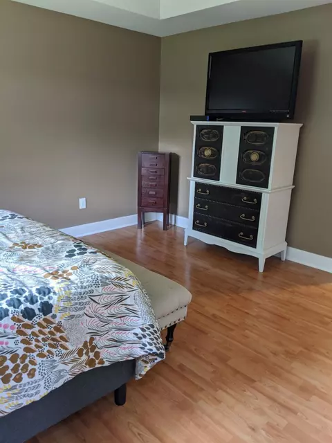 1289 Admiral Dr, Porter, IN 46304 photo 17