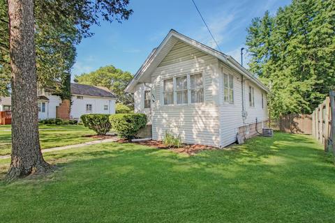 401 Hoffman St, Crown Point, IN 46307 photo 4