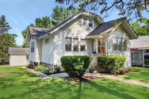 401 Hoffman St, Crown Point, IN 46307 photo 2