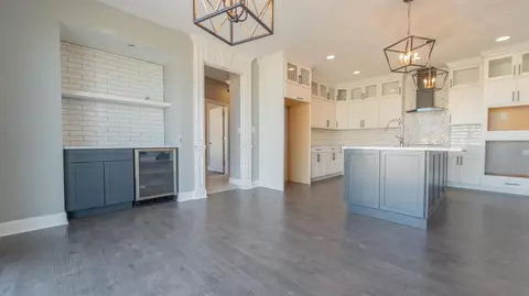 10026 Lilac Cv, Saint John, IN 46373 photo 8