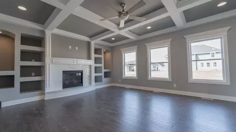 10026 Lilac Cv, Saint John, IN 46373 photo 4