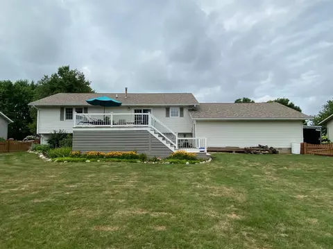 1033 S 300, La Porte, IN 46350 photo 2