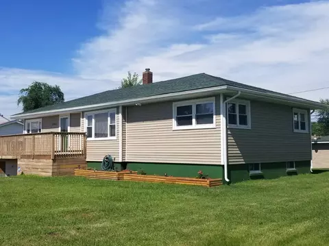 1051 Gerry St, Gary, IN 46406 photo 2
